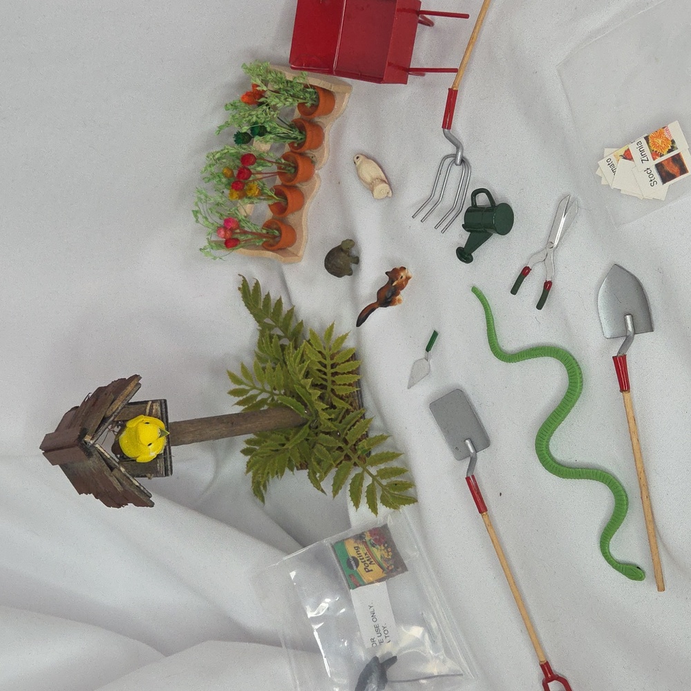 Doll House Garden Tools Bird House Animals Plants Wheel Barrow 1:12 Scale